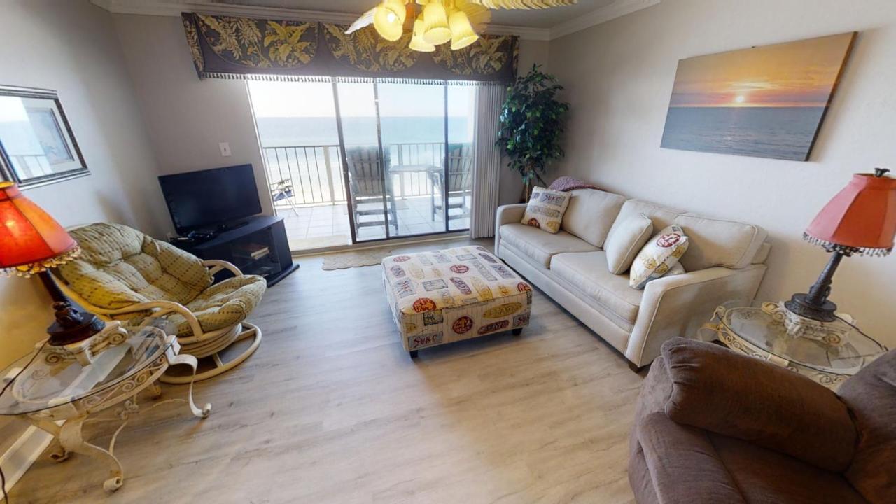 Regency Towers 613 Holiday home