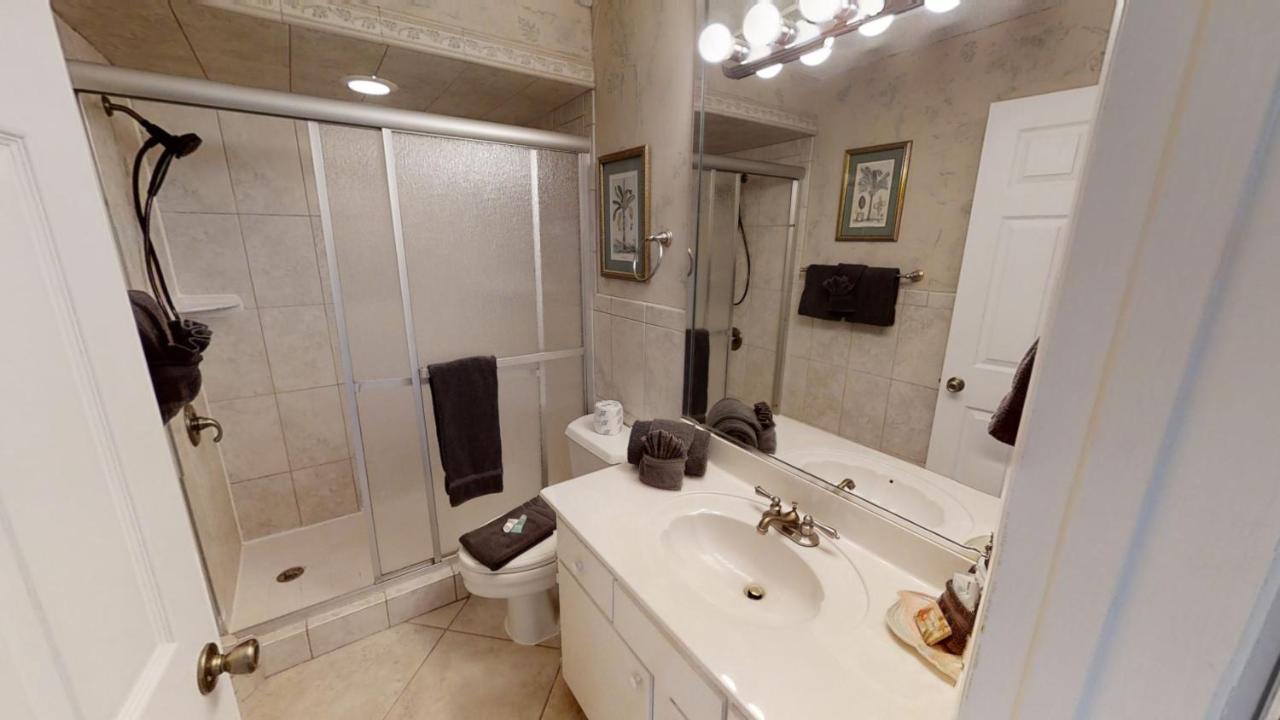 Regency Towers 613 Holiday home